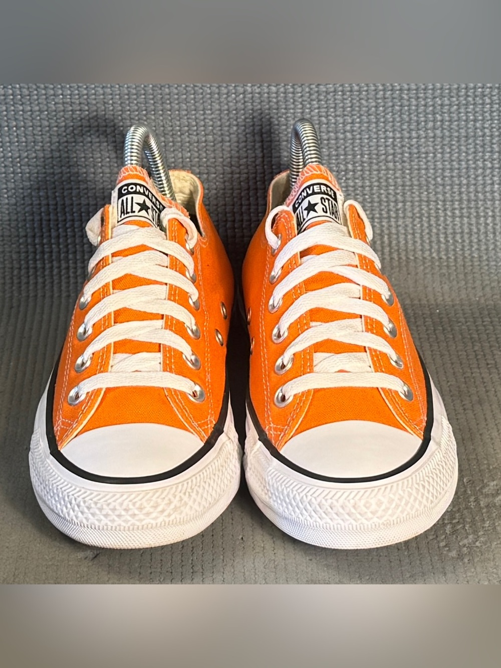 Converse Chuck Taylor All Star Orange Low Top Sneakers Women’s Size 7 - Picture 3 of 9